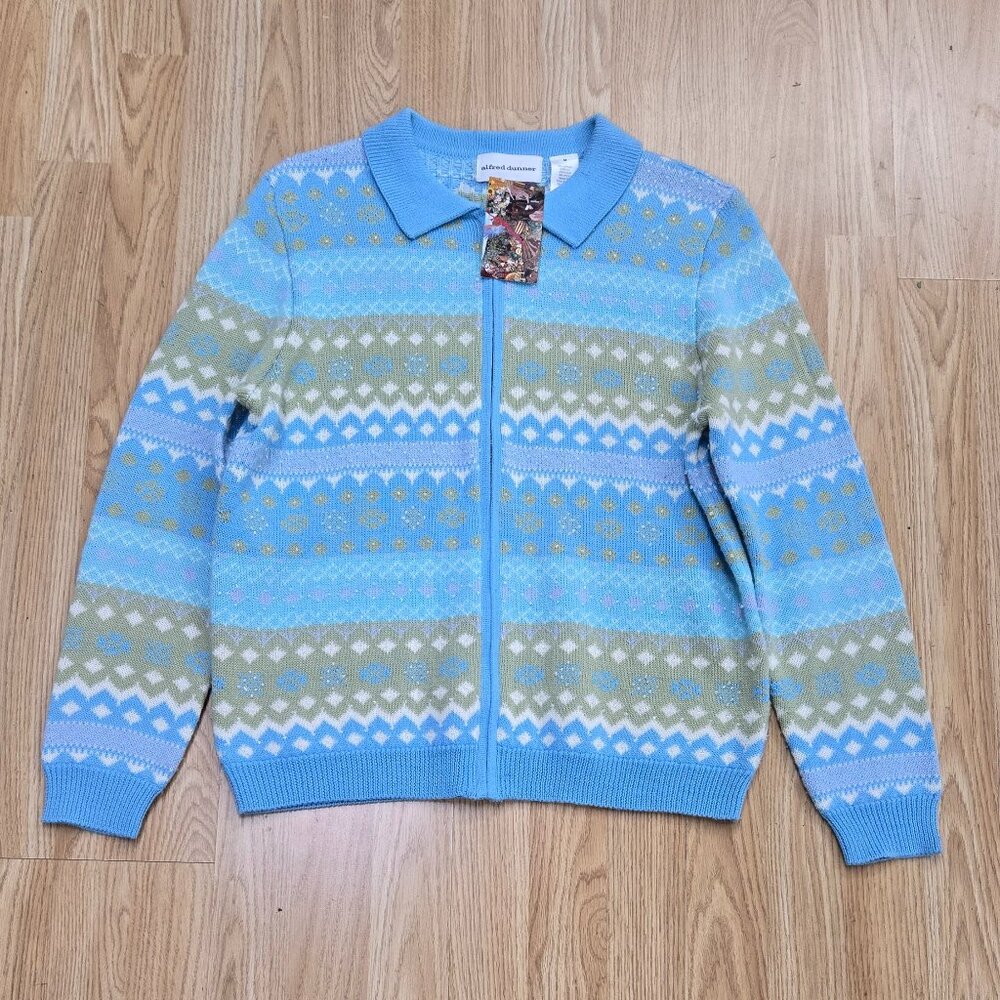 Very cute womens vintage light cardigan sweater